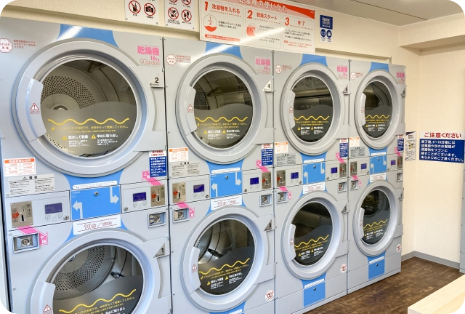 画像:コインランドリー